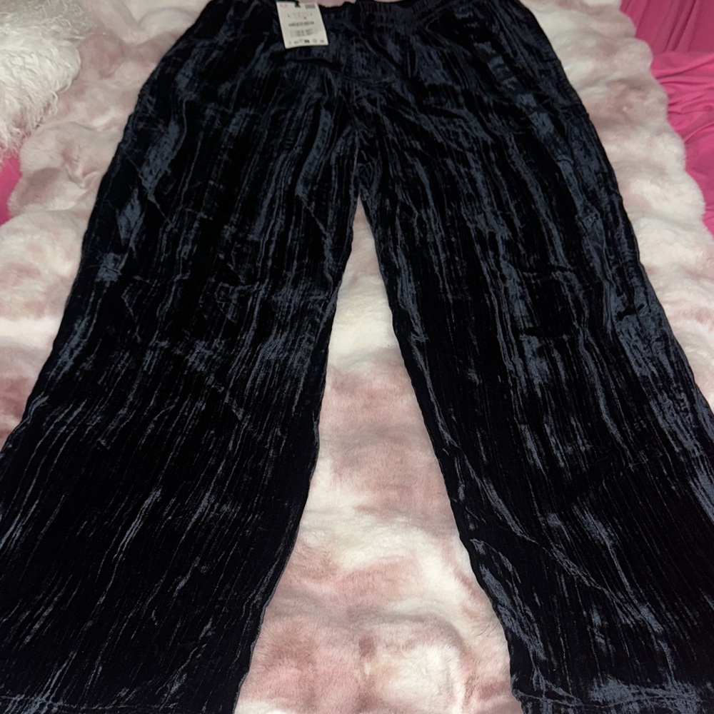 Zara Black Velvet Crushed Wide-Leg Pants